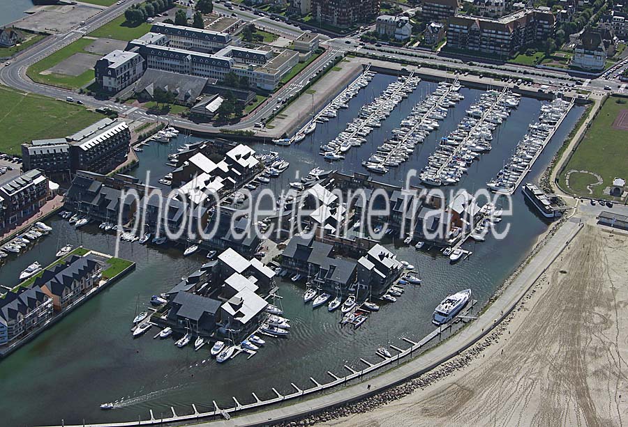 14deauville-7-0505