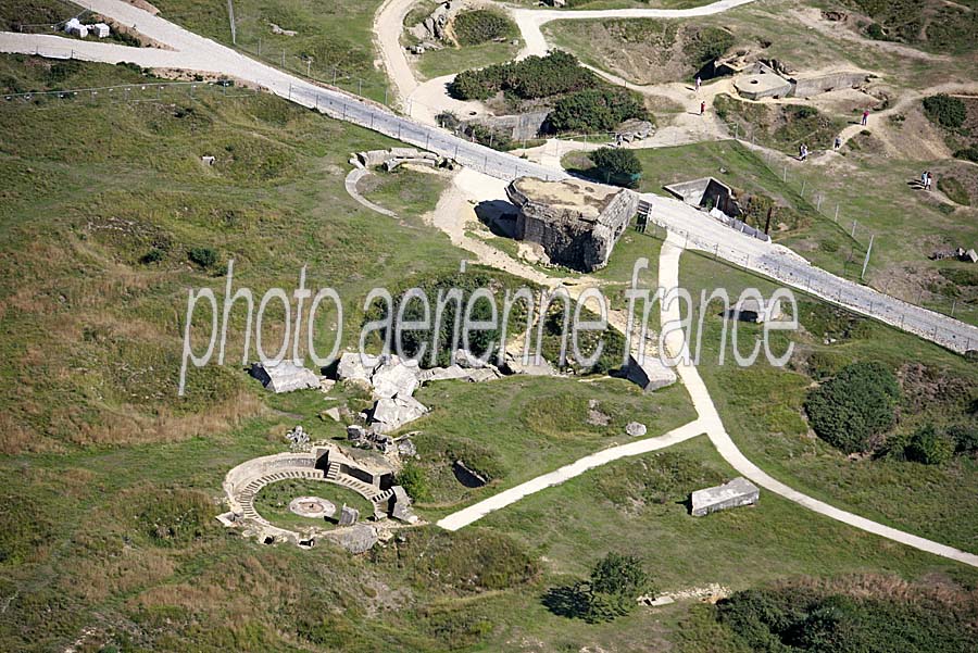 14pointe-du-hoc-4-0810