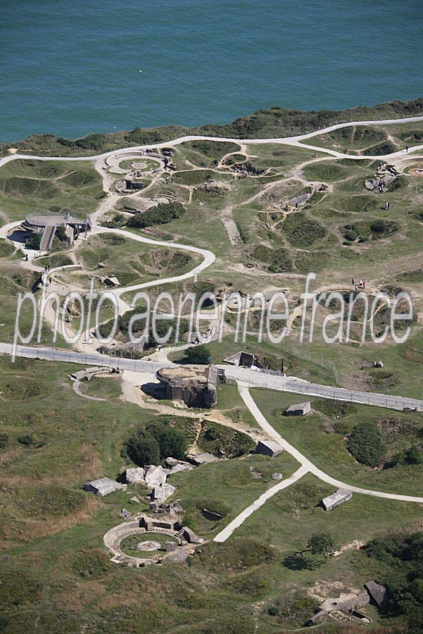 14pointe-du-hoc-8-0810