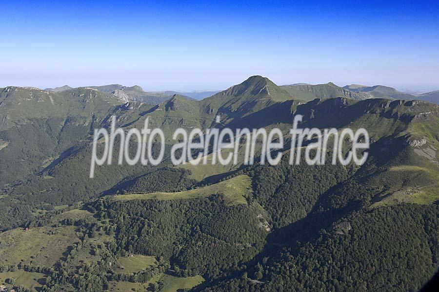 15les-monts-du-cantal-15-0721