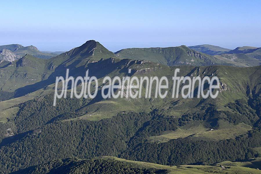 15les-monts-du-cantal-4-0721