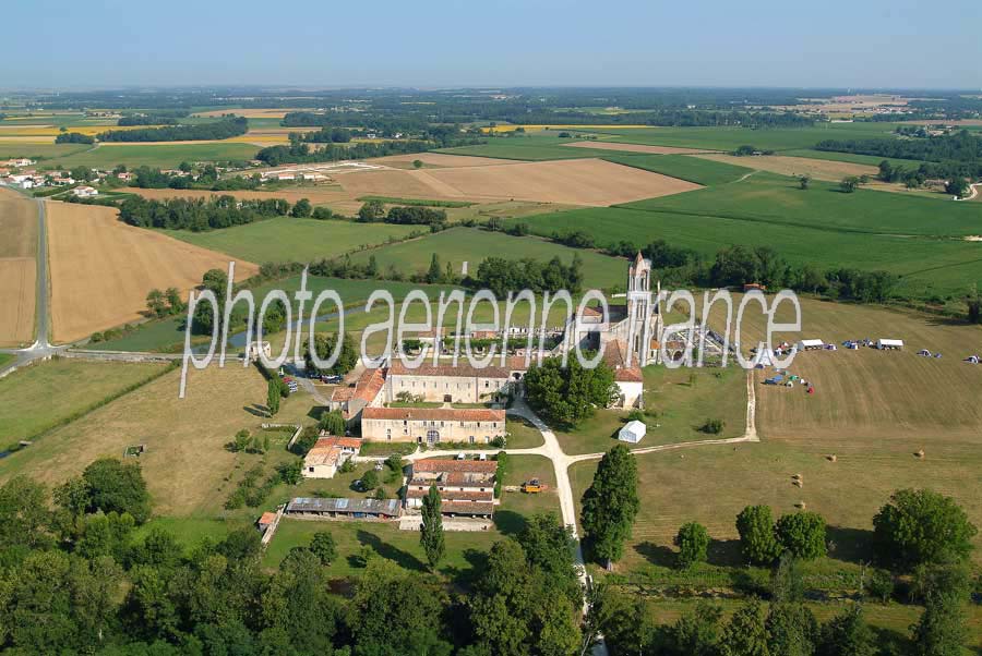 17sablonceaux-abbaye-7-e03