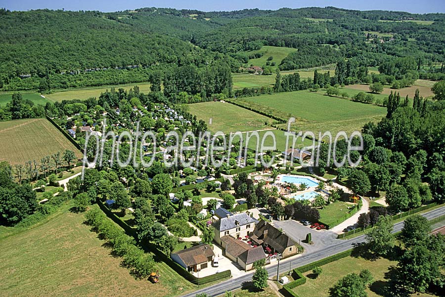 24saint-leon-sur-vezere-1-e01