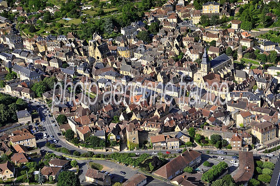 24sarlat-46-0610