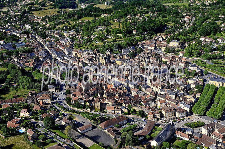 24sarlat-69-0610