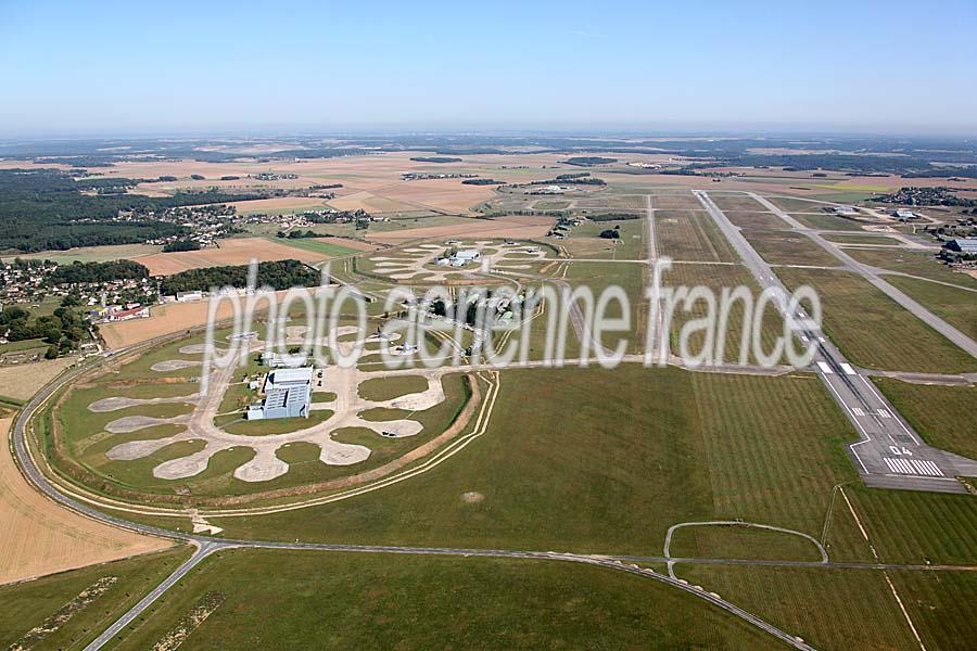 Vue aérienne d'Evreux Base Aerienne, Eure