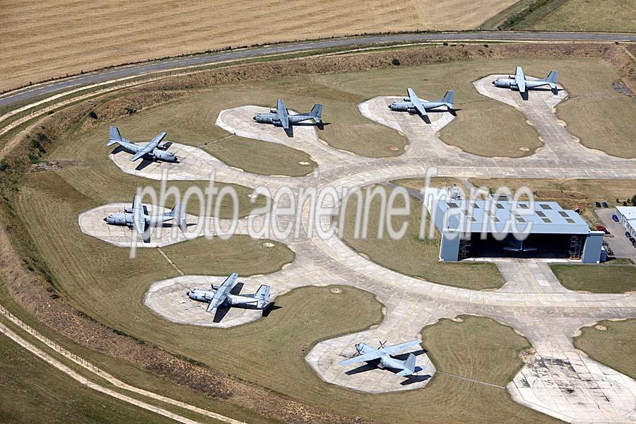 Vue aérienne d'Evreux Base Aerienne, Eure (n°7)