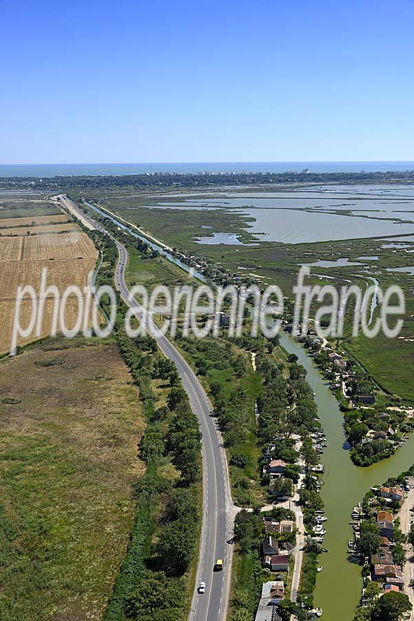 Fleuves à Canal Rhone a Sete (30) en photo aérienne