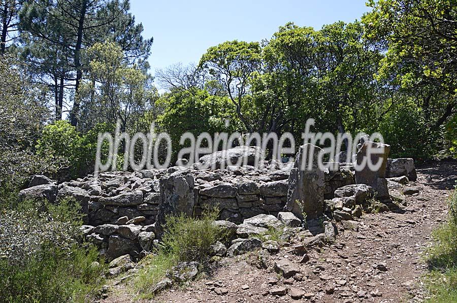 30dolmen-grande-pallierres-19-0515