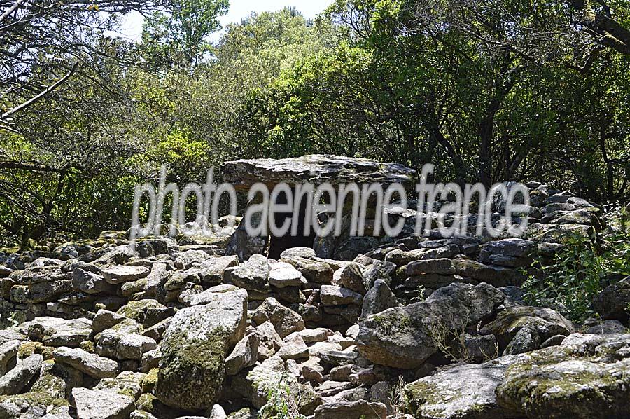 30dolmen-grande-pallierres-6-0515