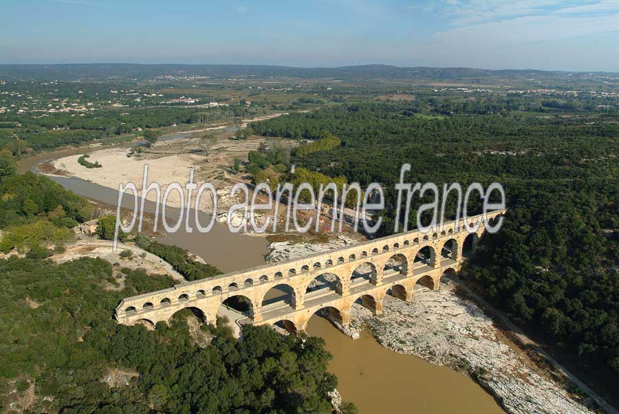 30le-pont-du-gard-1-1003