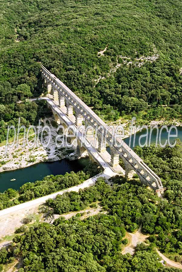 30le-pont-du-gard-12-e02