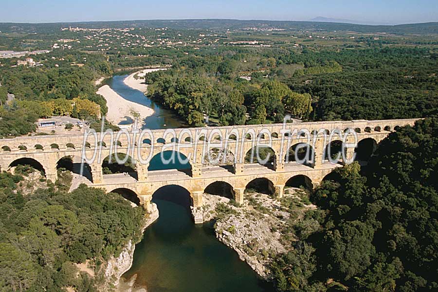 30le-pont-du-gard-7-e98