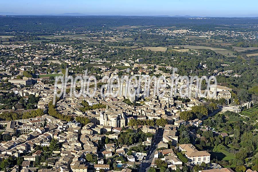 30uzes-18-1014