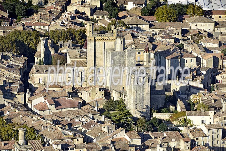 30uzes-19-1014