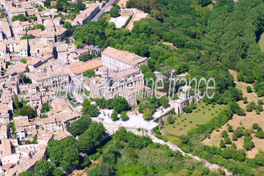 30uzes-5-0506