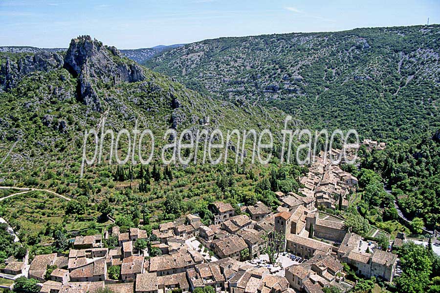 34saint-guilhem-le-desert-7-e01