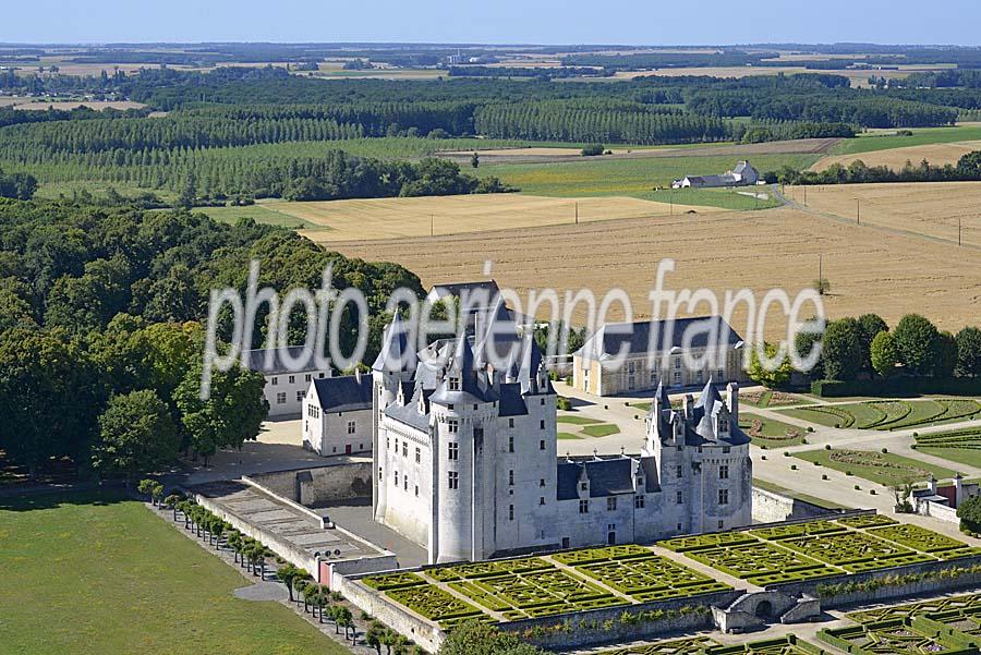 37chateau-du-coudray-montpensier-9-0720