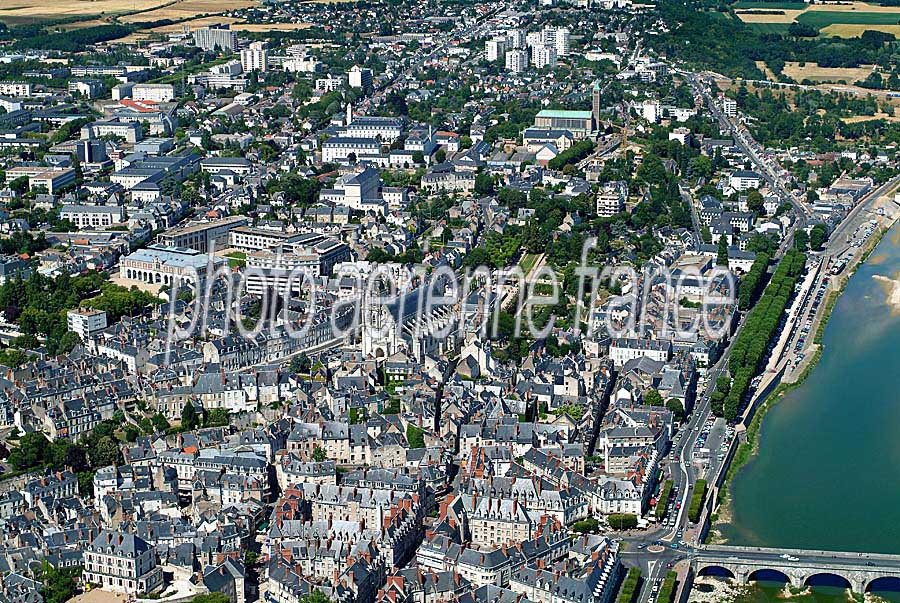 41blois-16-0704