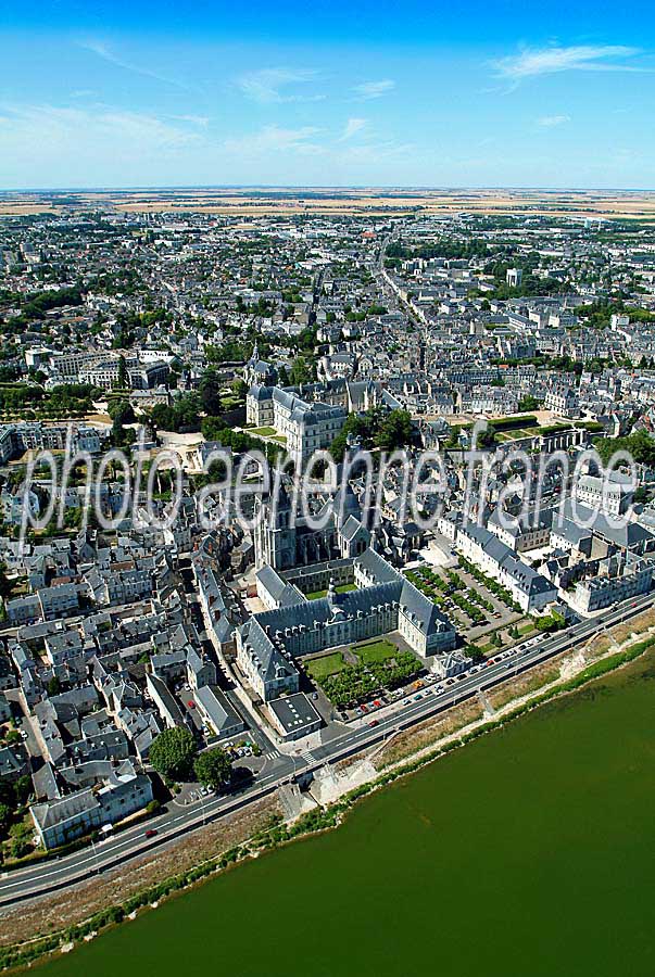 41blois-27-0704