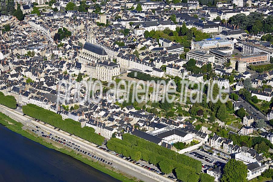 41blois-48-0720