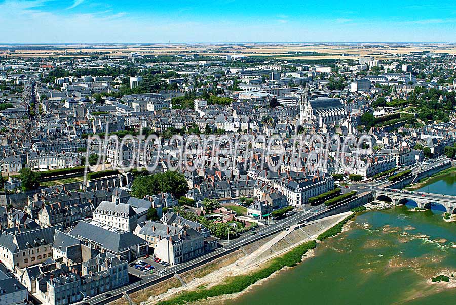 41blois-8-0704