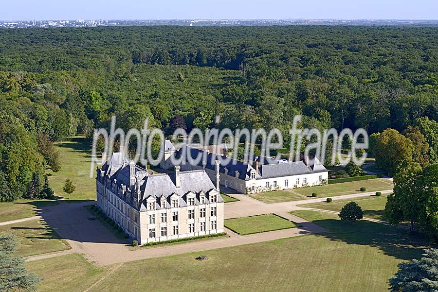 41chateau-de-beauregard-2-0720