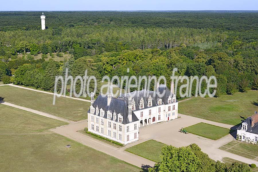 41chateau-de-beauregard-8-0720