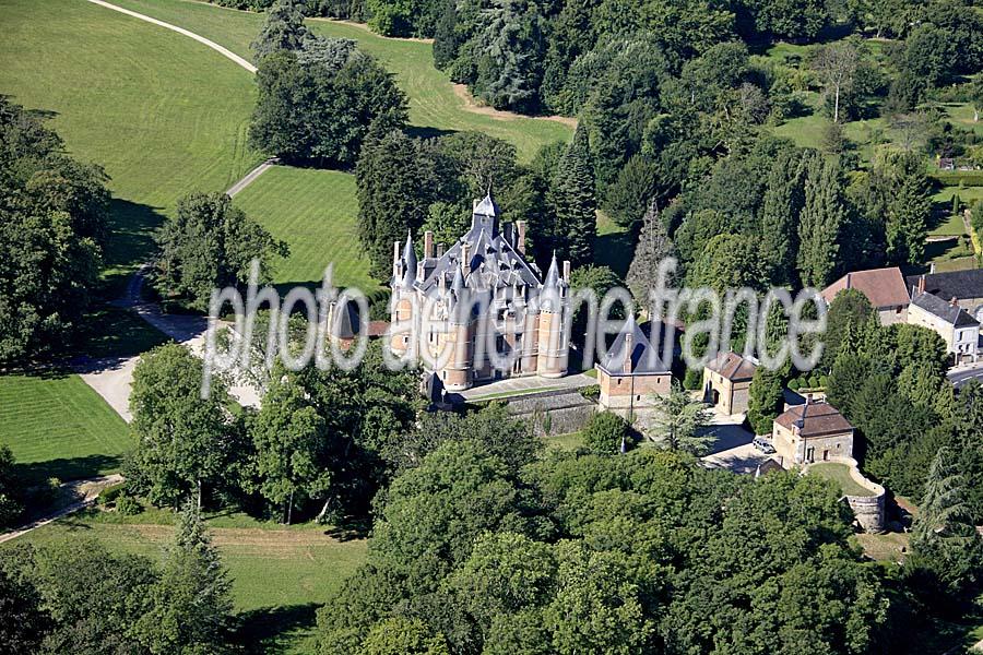 51chateau-montmort-lucy-12-0812