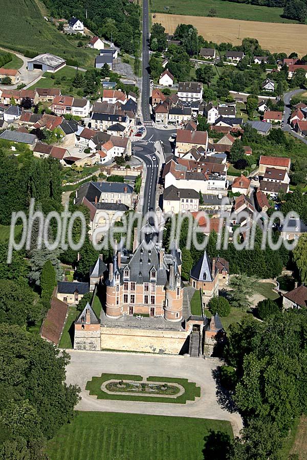 51chateau-montmort-lucy-4-0812