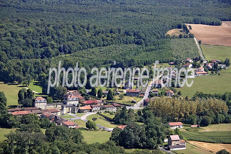 51trois-fontaines-l-abbaye-1-0812
