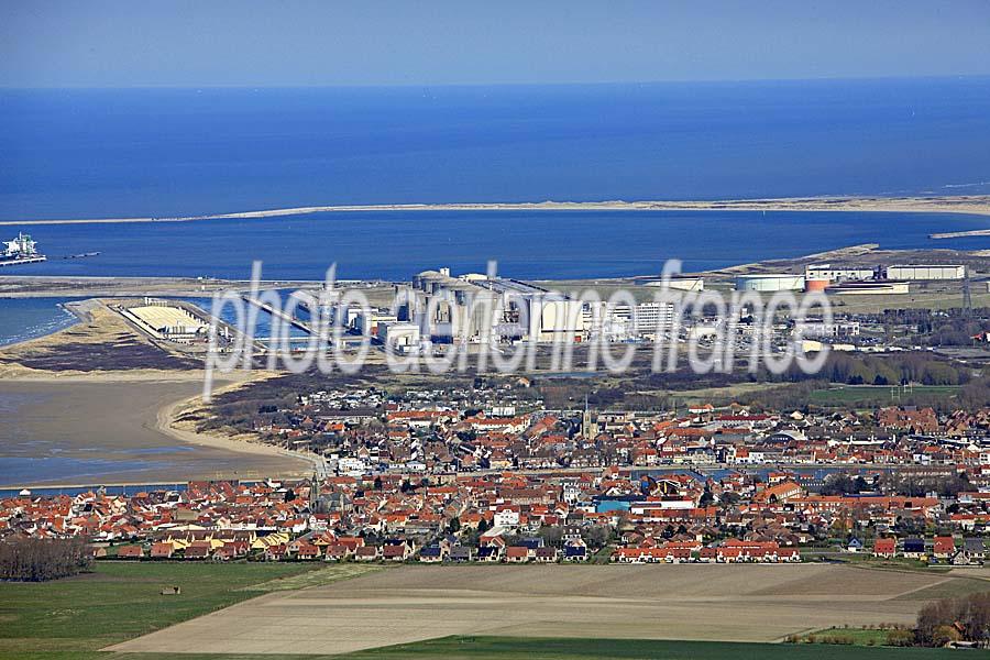Gravelines Centrale Nucleaire vu du ciel — photo aérienne du Nord