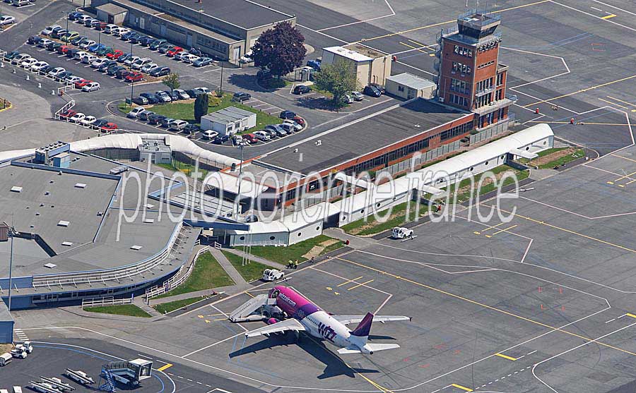 60beauvais-aeroport-1-0508