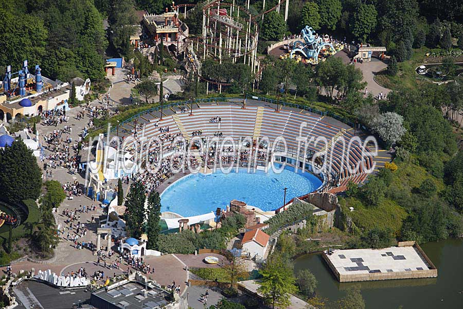 60parc-asterix-8-0808