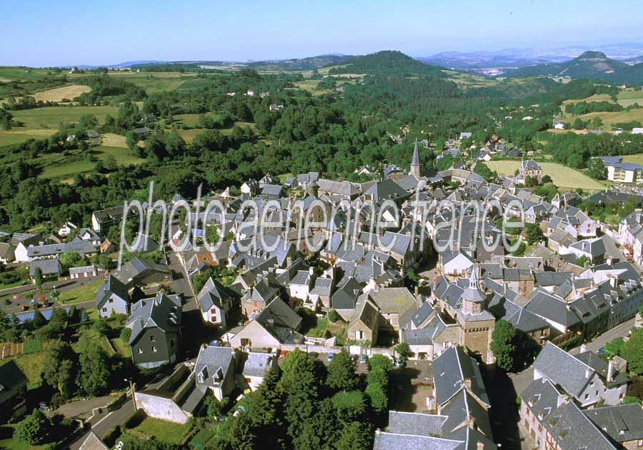 63besse-et-saint-anastaise-1-e03