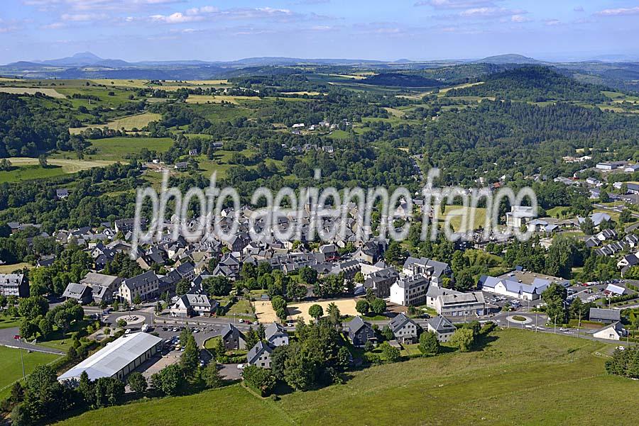 63besse-et-saint-anastaise-36-0618