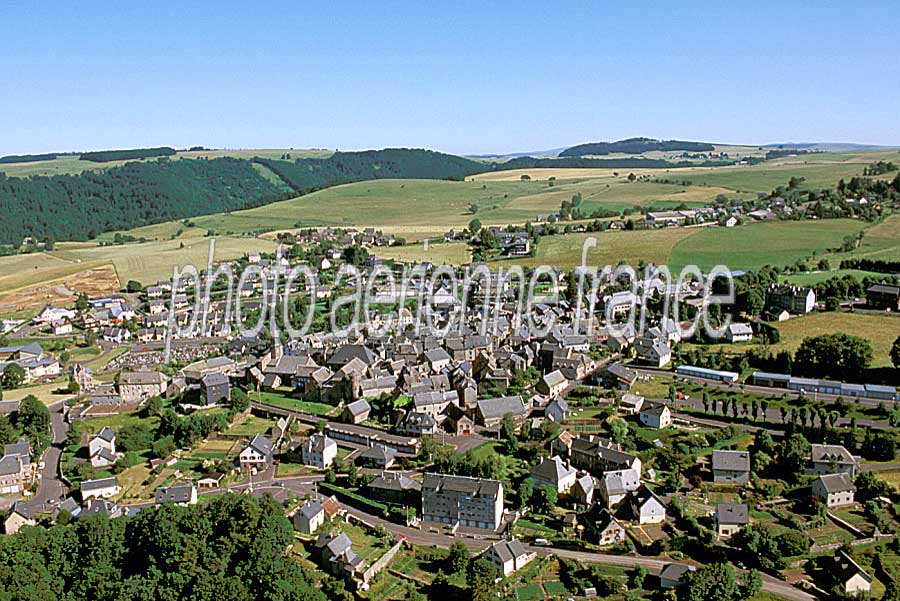 63besse-et-saint-anastaise-4-e03