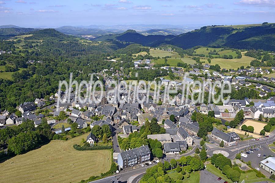 63besse-et-saint-anastaise-48-0618