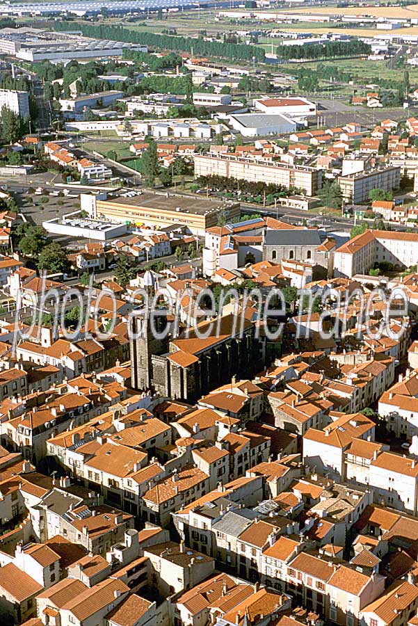 63clermont-ferrand-13-e03