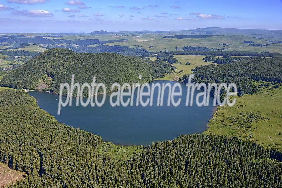 63lac-de-montcineyre-44-0618