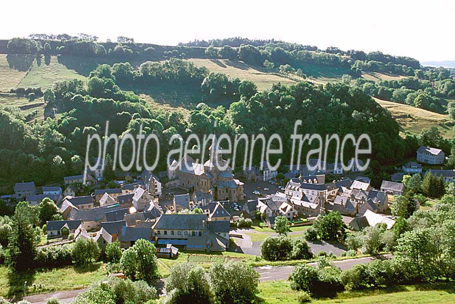 Photo aérienne Orcival (1) - Puy-de-Dome : PAF