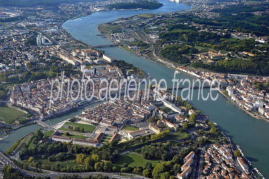 64bayonne-15-0911