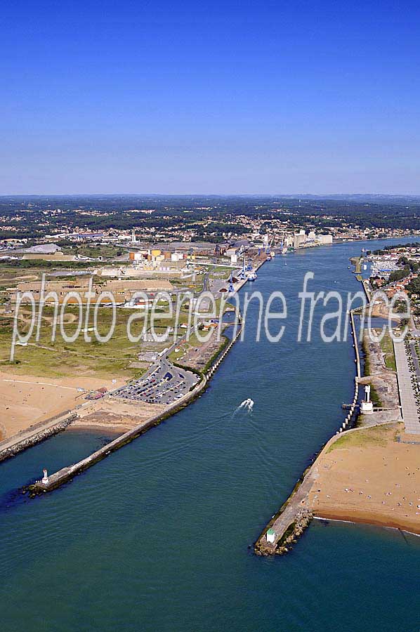 64bayonne-port-3-0708