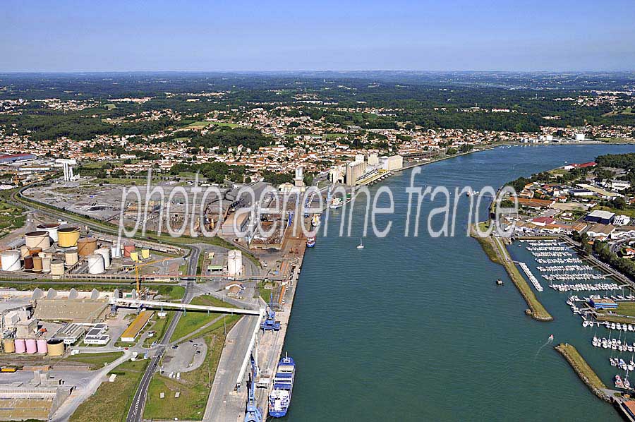 64bayonne-port-7-0708