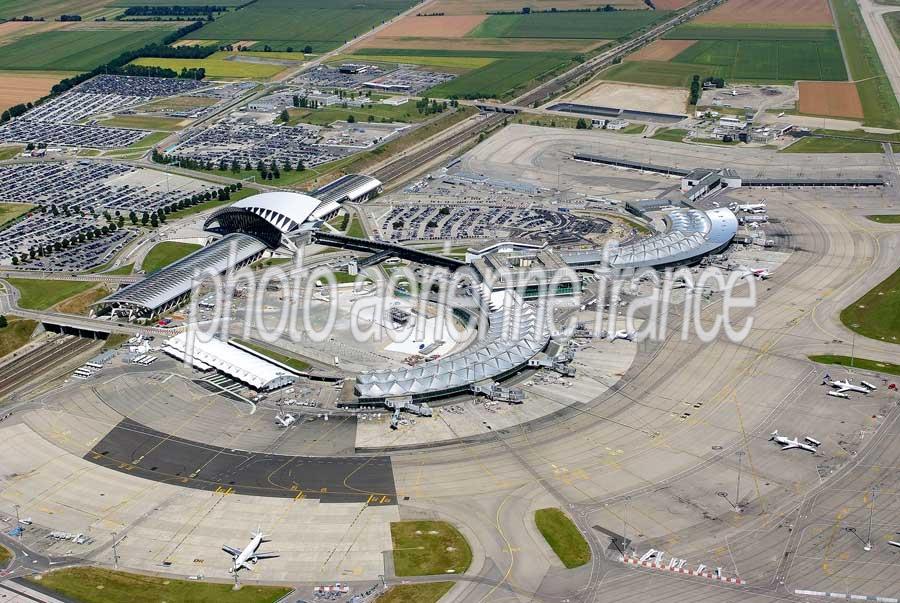 69aeroport-lyon-42-0707