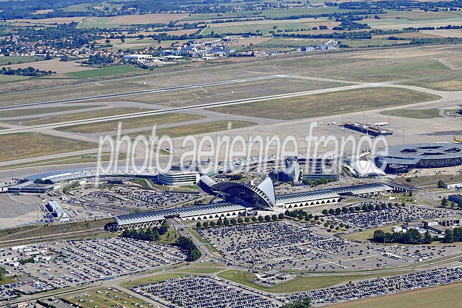 69aeroport-lyon-6-0816