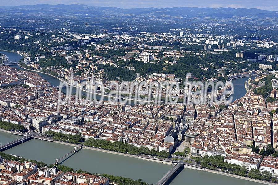 69lyon-272-0716