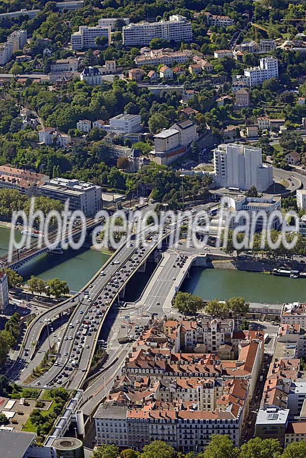 69lyon-33-0816