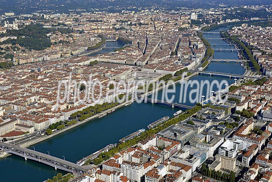 69lyon-727-0917