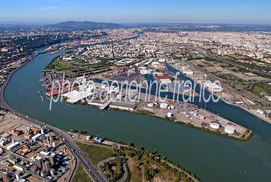 69lyon-port-1-0907